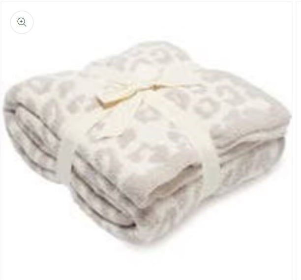 Luxe Leopard Throw Blanket